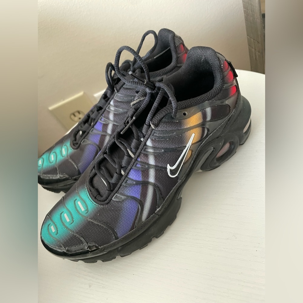 NIKE Air Max Plus - Grade School